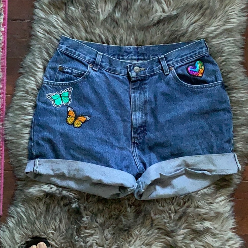 ♡HIGH WASITED SHORTS♡